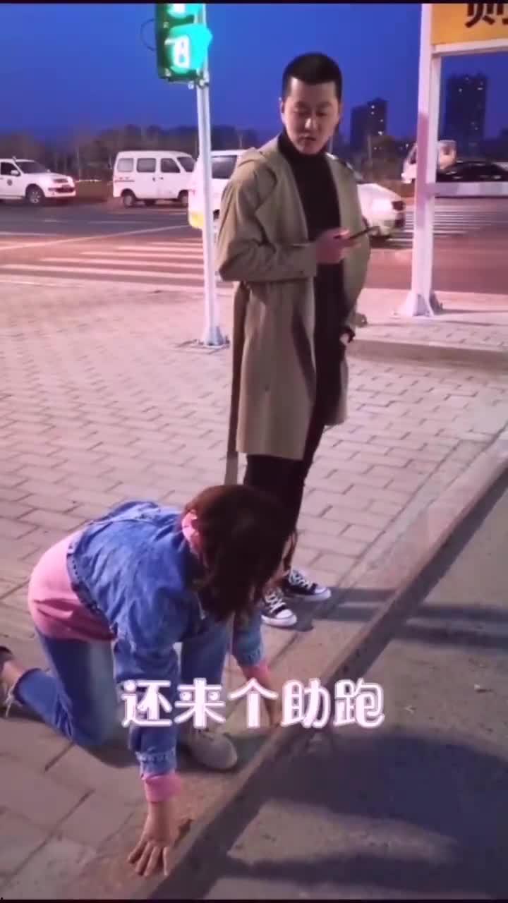 红绿灯电影搞笑,交通规则下的欢乐喜剧之旅